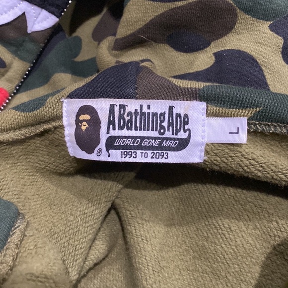 Bape Shark Zip Up Hoodie 1st Camo - Picture 7 of 10